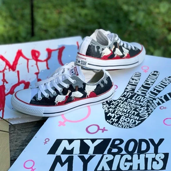 Converse Roe vs Wade Abortion Rights Sneakers Handmaid’s Tale Design. W-7 M 5 - Picture 5 of 9